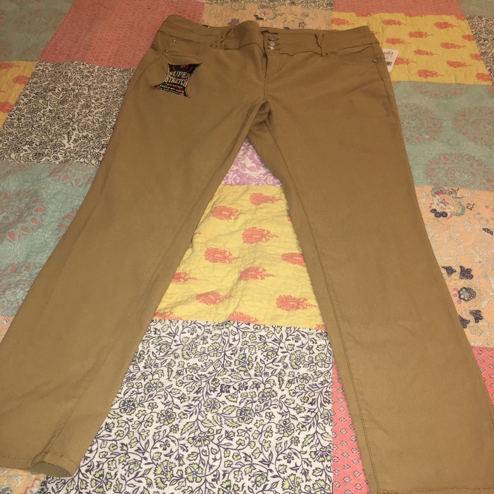 NWT Almost Famous super stretch khaki pants